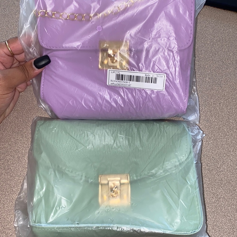 SHEIN purses w/ pink and gold chain